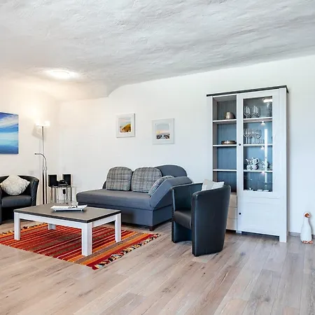 Appartement Flut Mit Loggia Und Schoenem Ausblick Am Badesee Tannenhausen