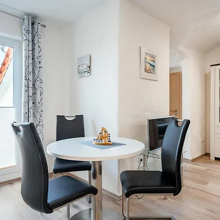 Nr 15 Flut Mit Loggia Apartment