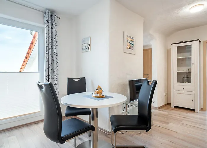 Flut Mit Loggia Und Schoenem Ausblick Am Badesee Tannenhausen Apartamento